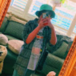 Meet your Posher, Logan